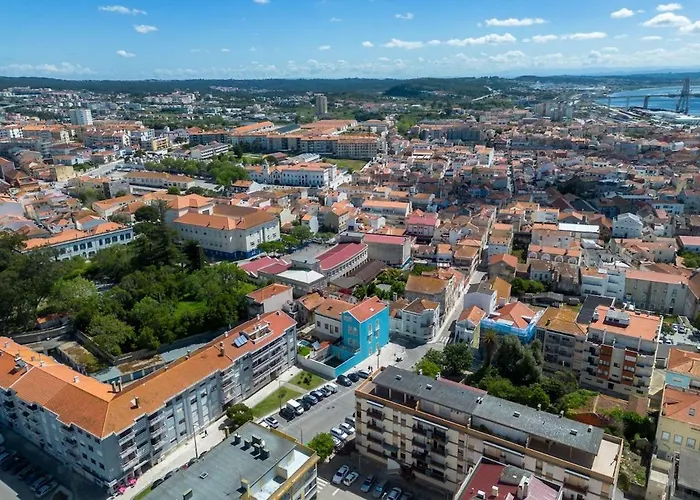 T2 Luxo Mobilado Figueira da Foz