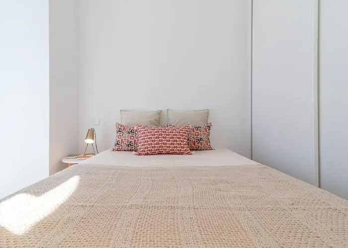 Apartmán T2 Luxo Mobilado