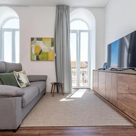 Apartamento T2 Luxo Mobilado