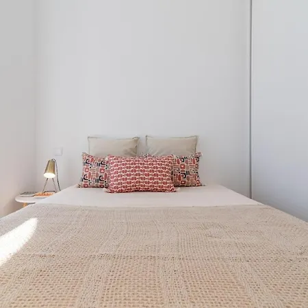 Apartamento T2 Luxo Mobilado